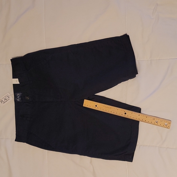 The Children's Place Shorts - Picture 4 of 4